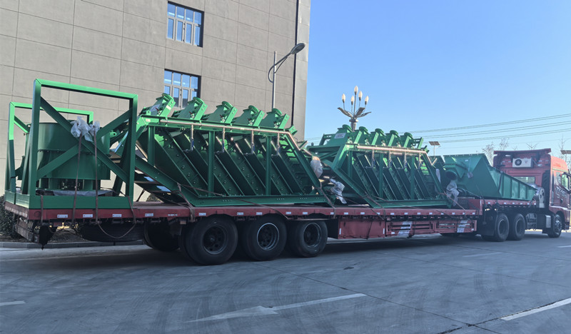 2026.1.8 5 Stack Vibrating Screen1