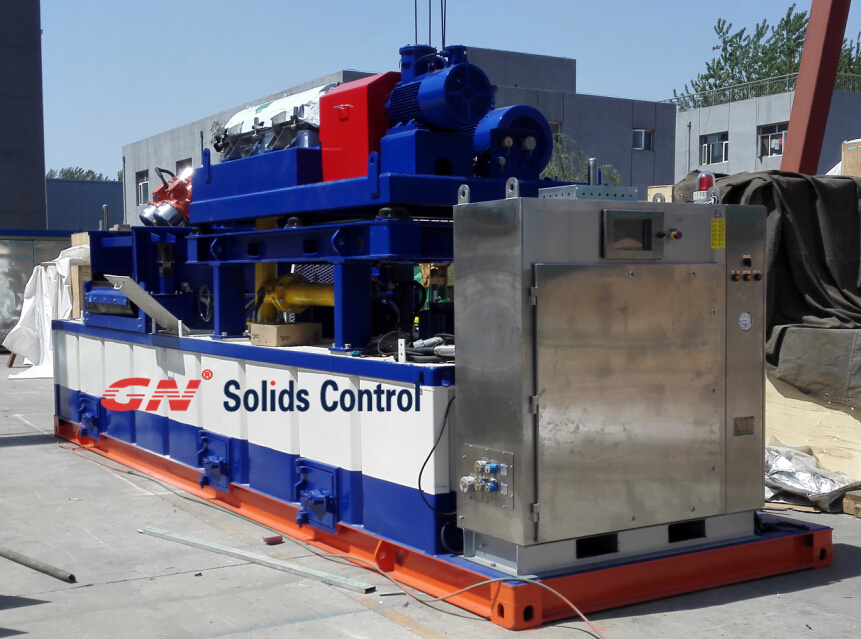 Drilling waste centrifuge system